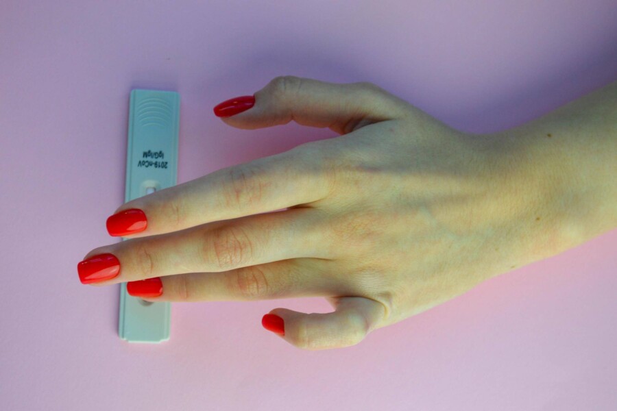 Dual forms formy górne paznokcie jako trend w manicure